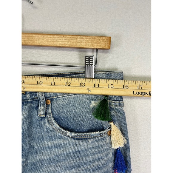 Boho Festival BLANKNYC Womens 27 Blue Distressed Tassel Trim High Rise Shorts - Picture 8 of 11